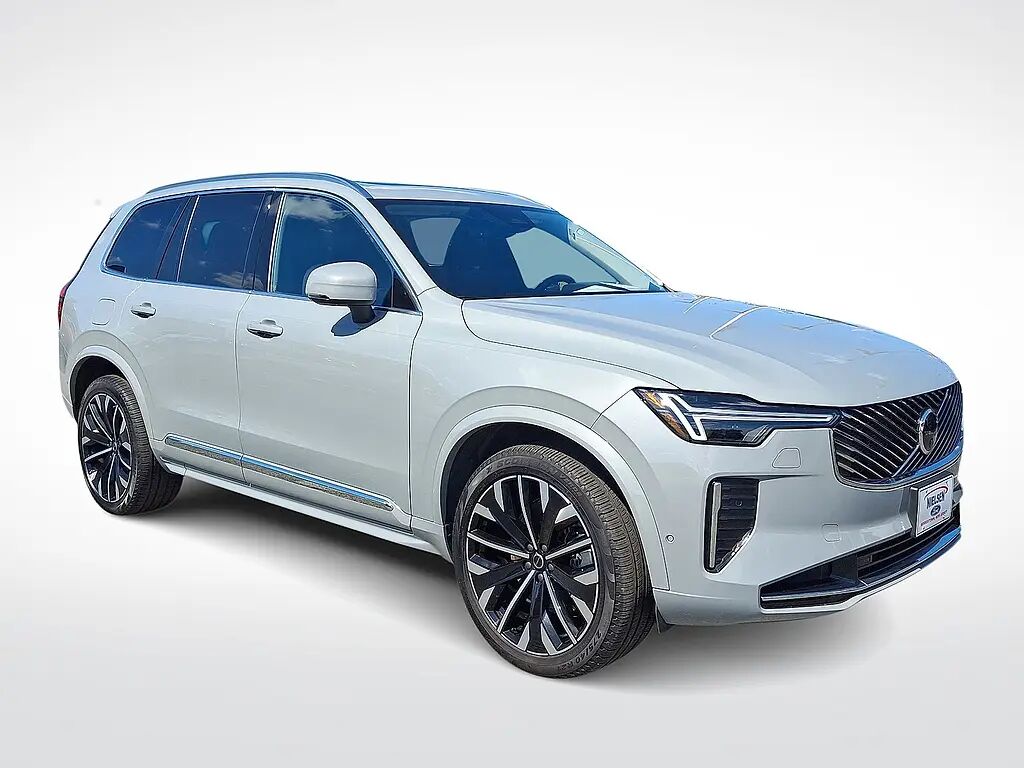2025 Volvo XC90 T8 Plus Bright Theme 6P