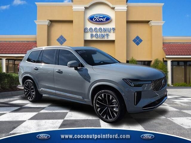 2025 Volvo XC90 T8 Ultra Bright Theme 7P