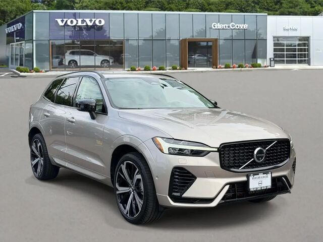 2025 Volvo XC60 T8 Ultra Dark Theme