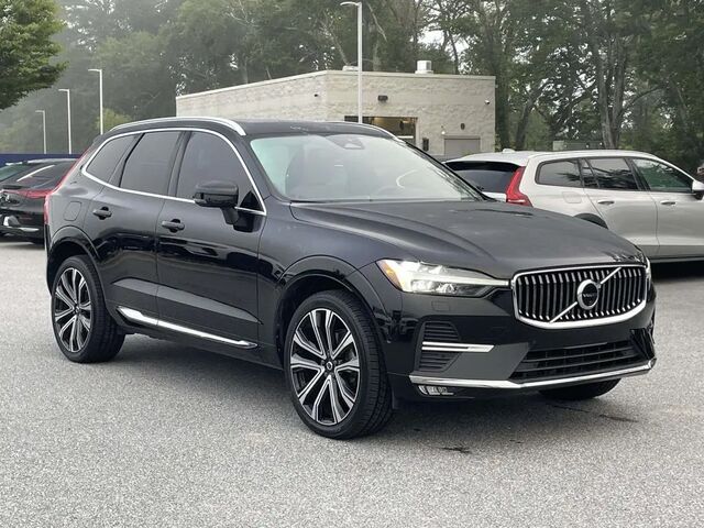 2023 Volvo XC60 B5 Ultimate Bright Theme