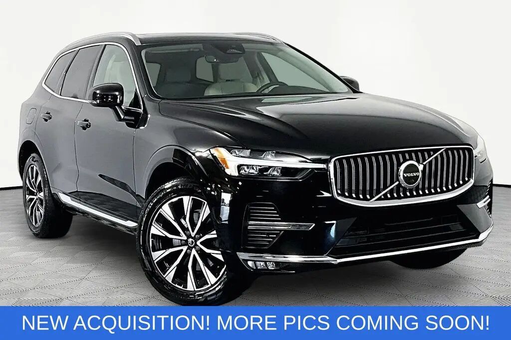 2023 Volvo XC60 B5 Plus Bright Theme — photo 1 of 13