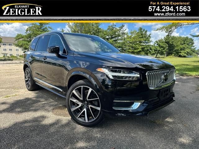 2023 Volvo XC90 B5 Plus Bright Theme
