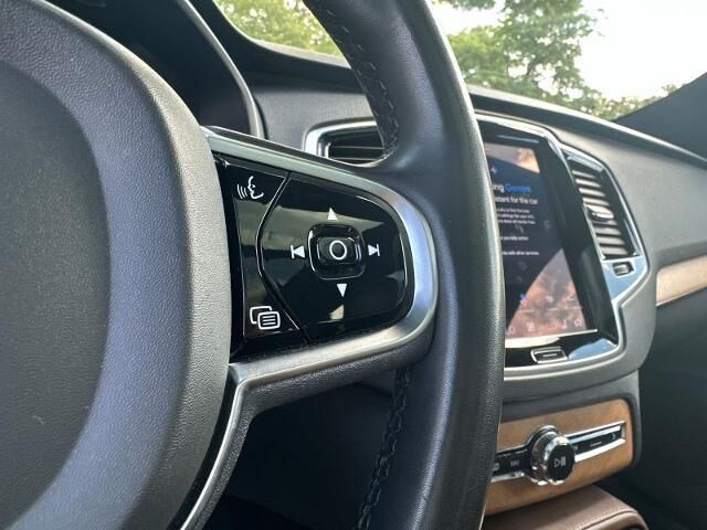 2023 Volvo XC90 B5 Plus Bright Theme