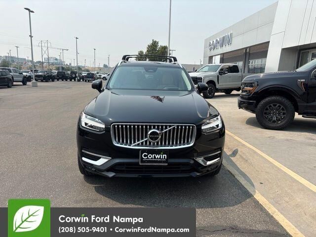 2023 Volvo XC90 B5 Plus Bright Theme