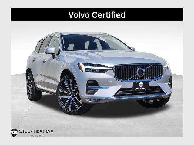 2023 Volvo XC60 B5 Ultimate Bright Theme