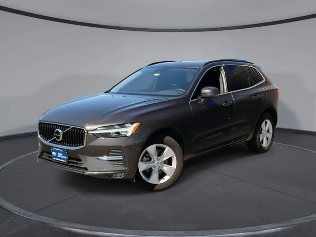 2022 Volvo XC60 B5 Momentum