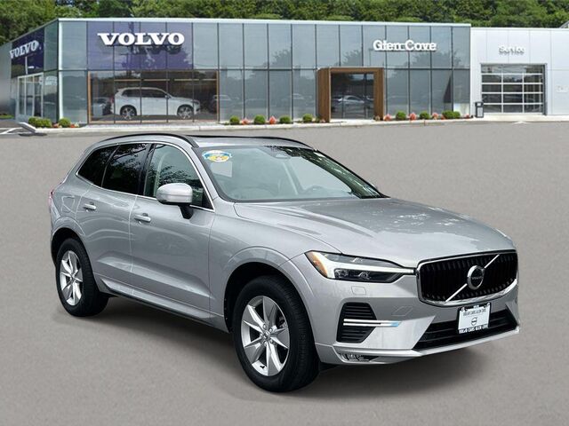 2022 Volvo XC60 B5 Momentum
