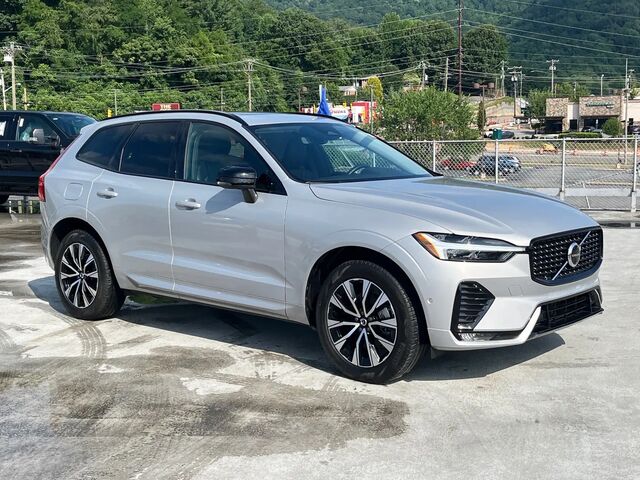 2024 Volvo XC60 B5 Plus Dark Theme