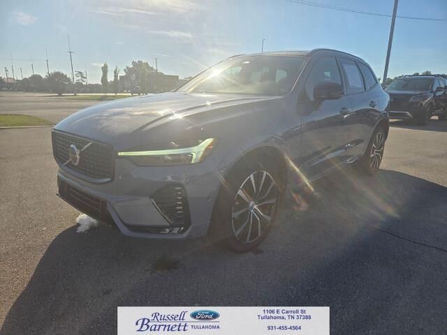 2024 Volvo XC60 B5 Plus Dark Theme