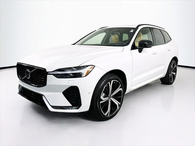 2024 Volvo XC60 B5 Ultimate Dark Theme