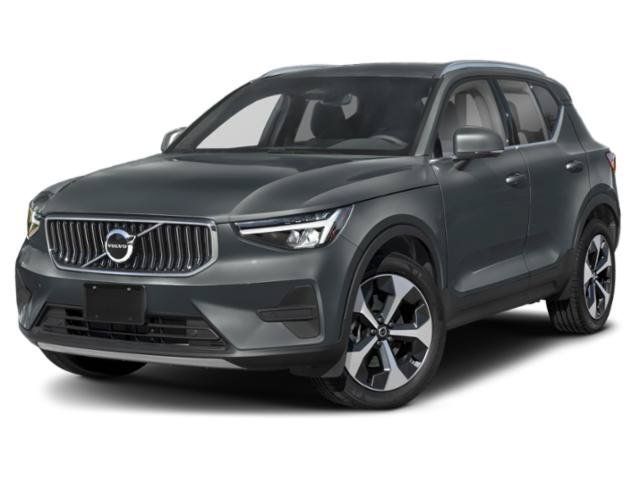 2024 Volvo XC40 B5 Core