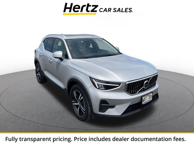 2024 Volvo XC40 CORE