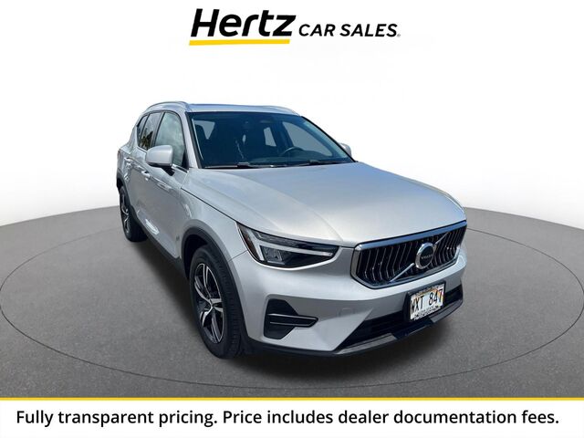 2024 Volvo XC40 CORE
