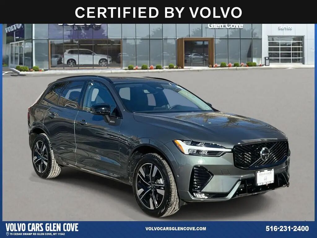 2026 Volvo XC60 B5 Plus — photo 1 of 13