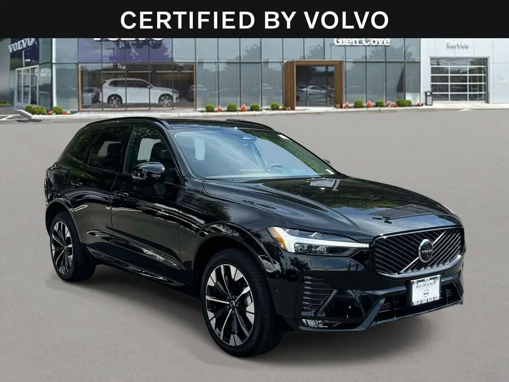 2026 Volvo XC60 B5 Plus — photo 1 of 13