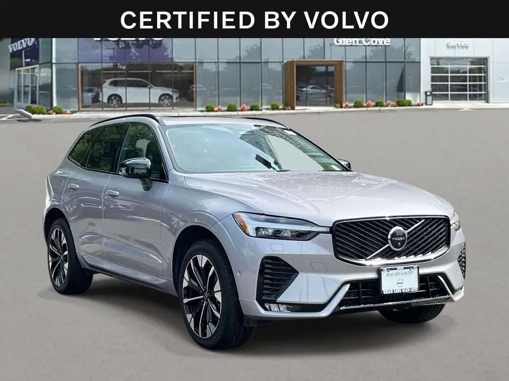 2026 Volvo XC60 B5 Plus — photo 1 of 13