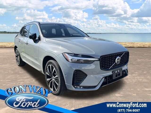2025 Volvo XC60 B5 Plus Dark Theme