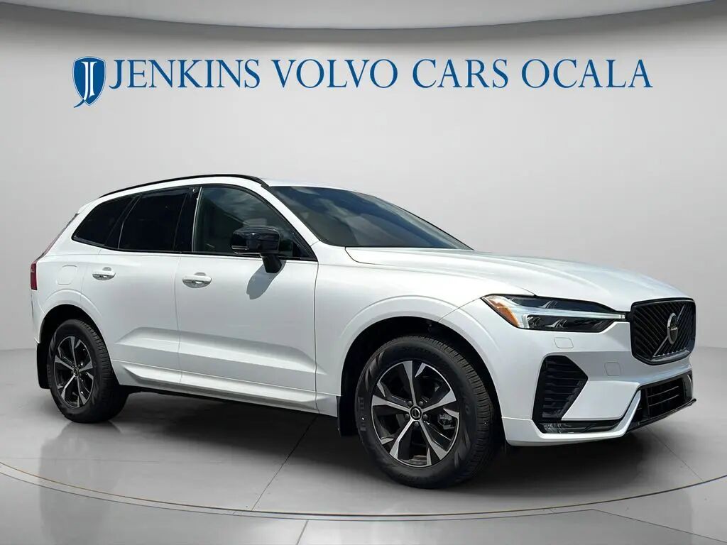 2026 Volvo XC60 B5 Core