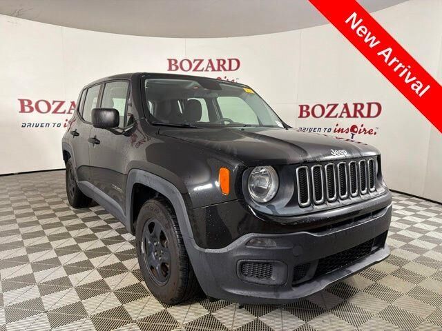 2017 Jeep Renegade Sport — photo 1 of 13