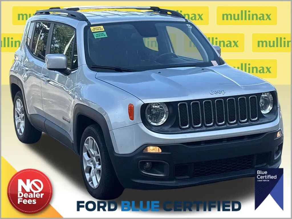 2018 Jeep Renegade Latitude — photo 1 of 10