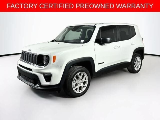 2023 Jeep Renegade Latitude — photo 1 of 2