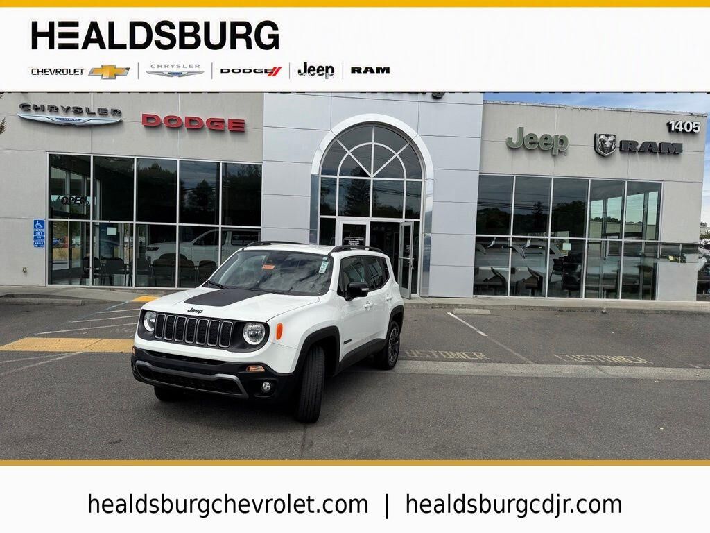 2023 Jeep Renegade Latitude — photo 1 of 13