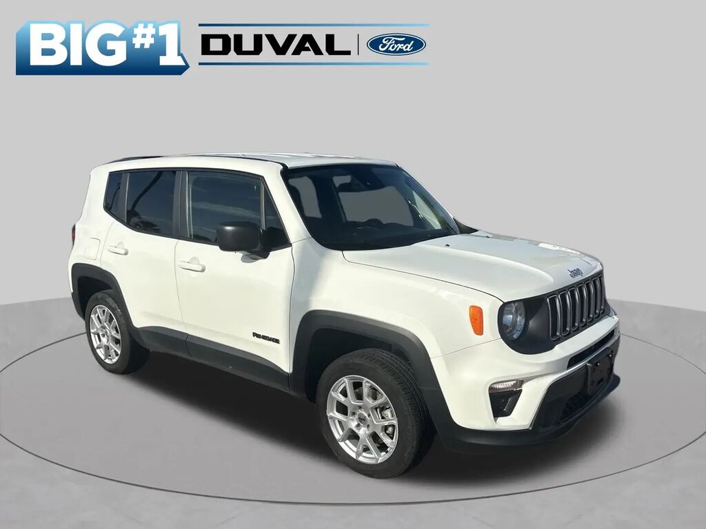 2023 Jeep Renegade Latitude — photo 1 of 13