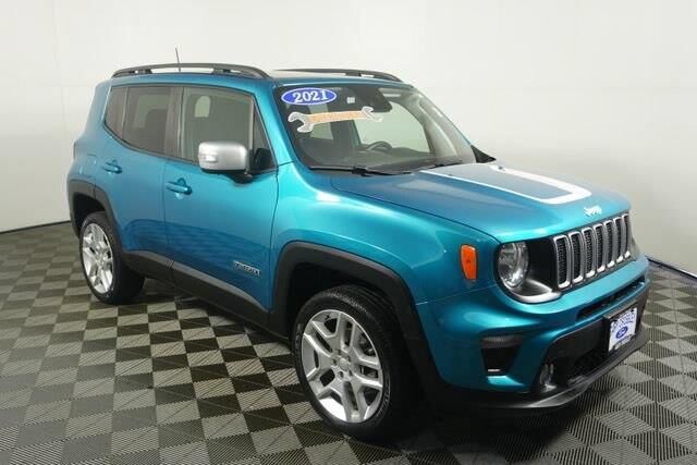 2021 Jeep Renegade Latitude — photo 1 of 11