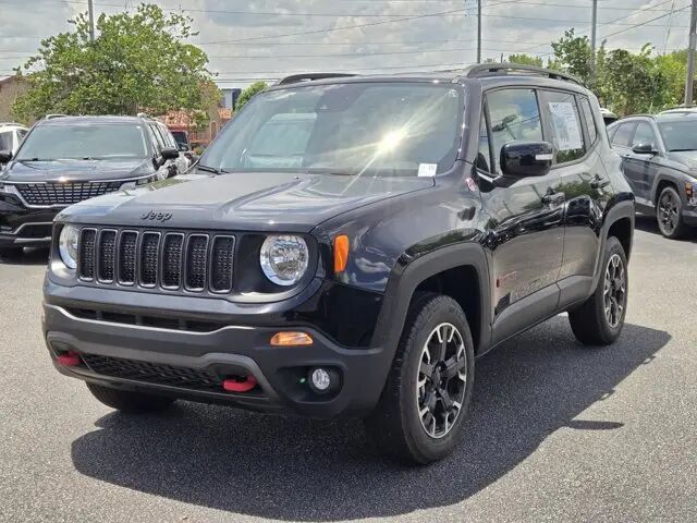 2023 Jeep Renegade Trailhawk