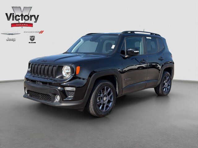 2023 Jeep Renegade Altitude — photo 1 of 13