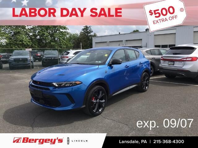 2024 Dodge Hornet R/T — photo 1 of 13