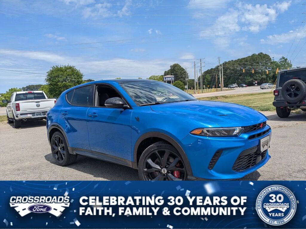2024 Dodge Hornet R/T Plus — photo 1 of 13