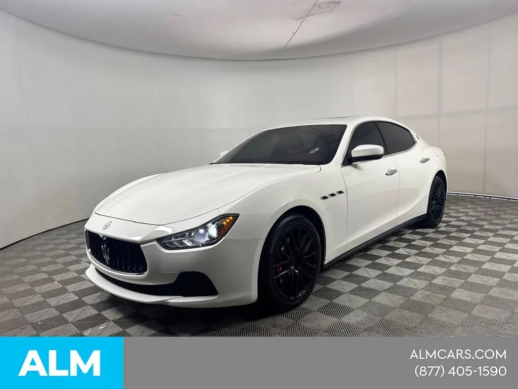 2017 Maserati Ghibli Base — photo 1 of 10