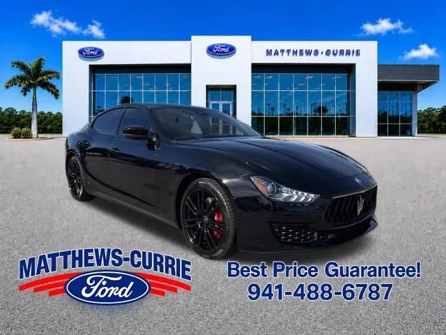 2021 Maserati Ghibli SQ4 — photo 1 of 12