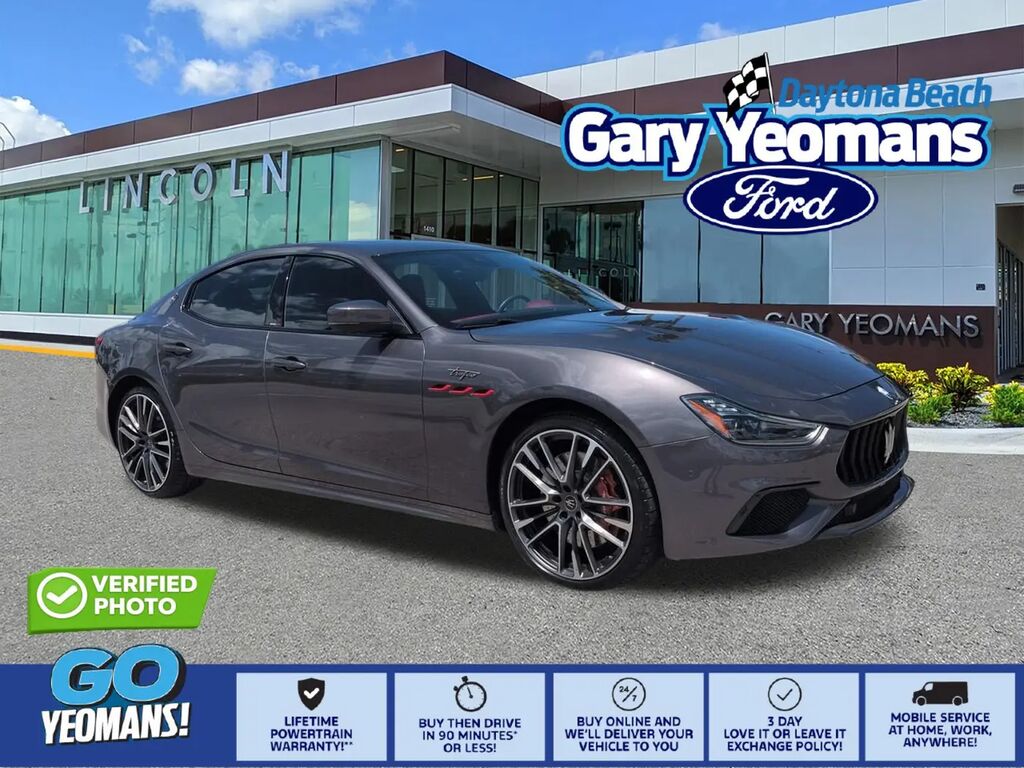 2022 Maserati Ghibli Trofeo — photo 1 of 13
