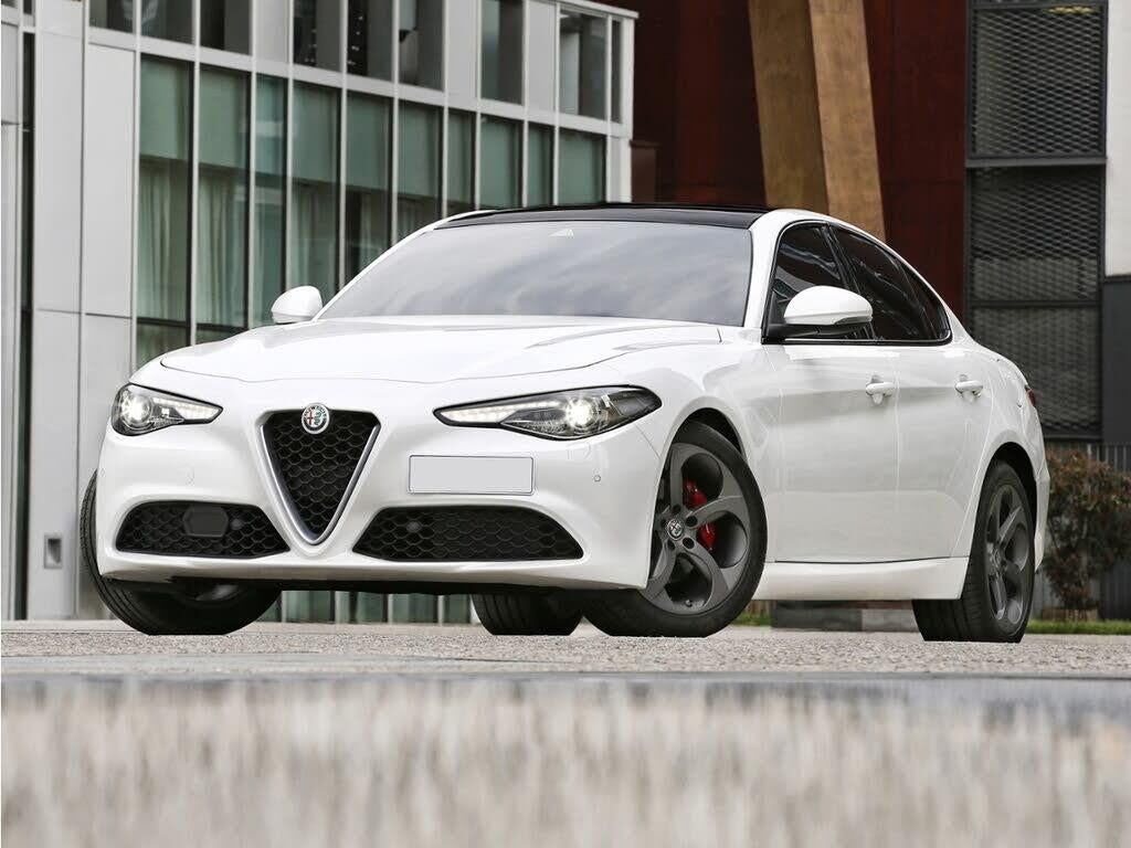 2018 Alfa Romeo Giulia Ti — photo 1 of 1