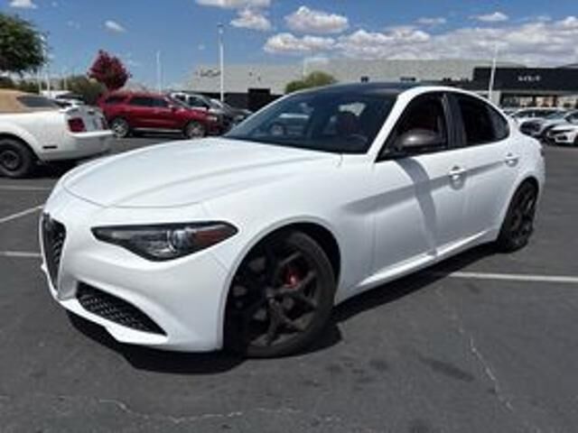 2019 Alfa Romeo Giulia Base