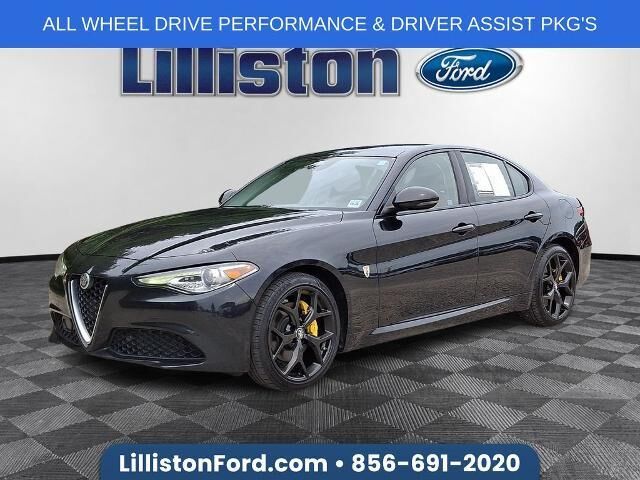 2021 Alfa Romeo Giulia Ti — photo 1 of 8
