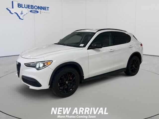 2020 Alfa Romeo Stelvio Base