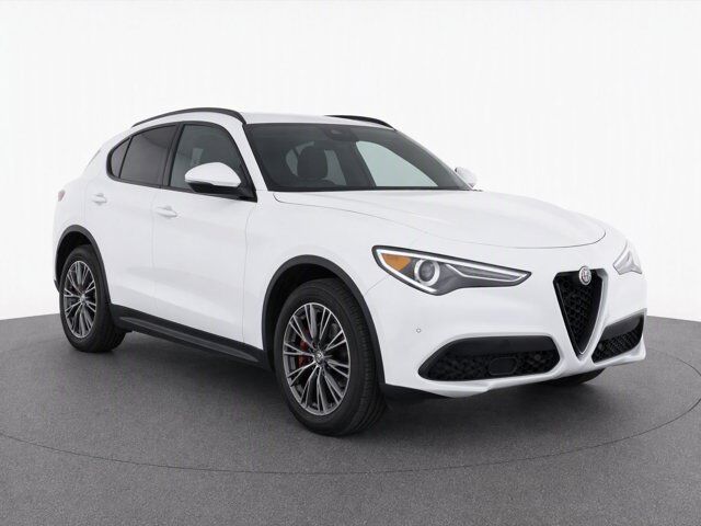 2022 Alfa Romeo Stelvio Sprint