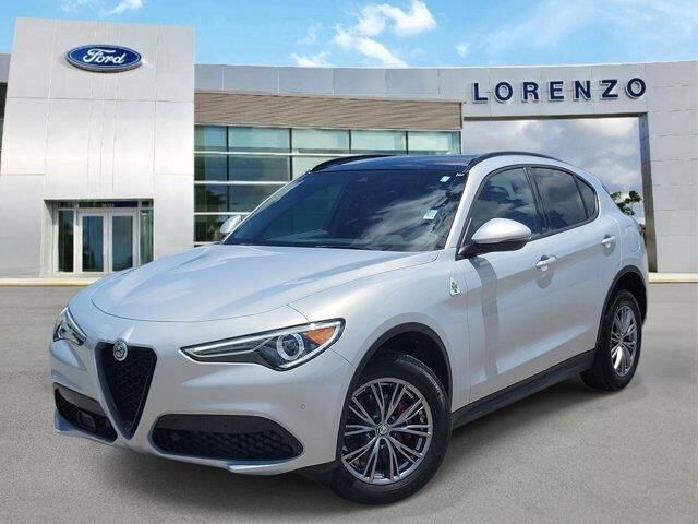 2023 Alfa Romeo Stelvio Sprint