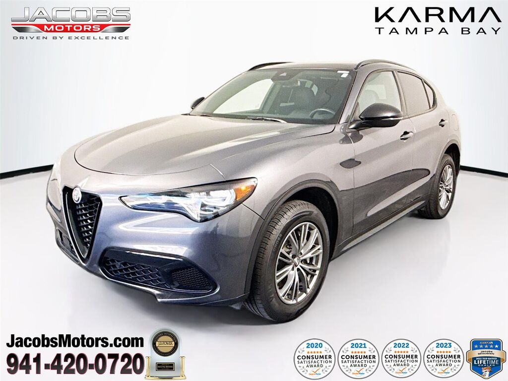 2024 Alfa Romeo Stelvio Sprint — photo 1 of 13