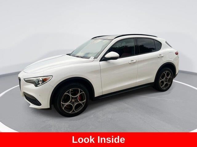 2023 Alfa Romeo Stelvio Sprint