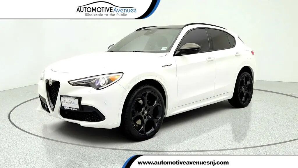 2023 Alfa Romeo Stelvio Ti