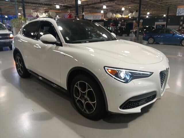 2023 Alfa Romeo Stelvio Ti