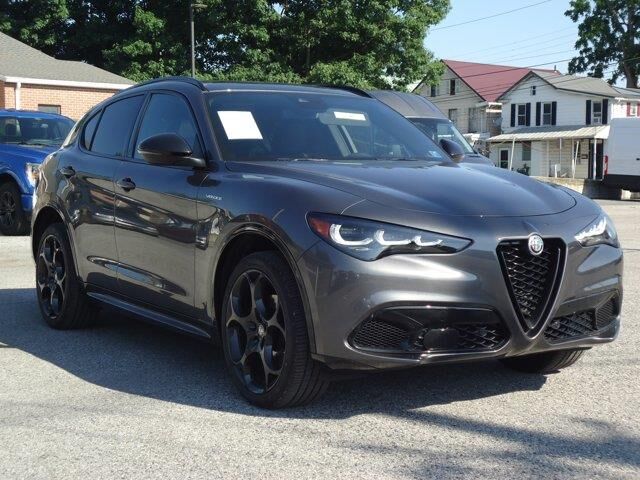 2024 Alfa Romeo Stelvio Ti