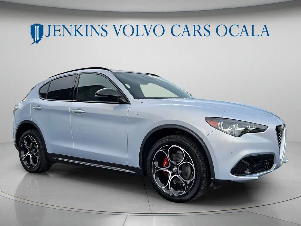 2024 Alfa Romeo Stelvio Ti