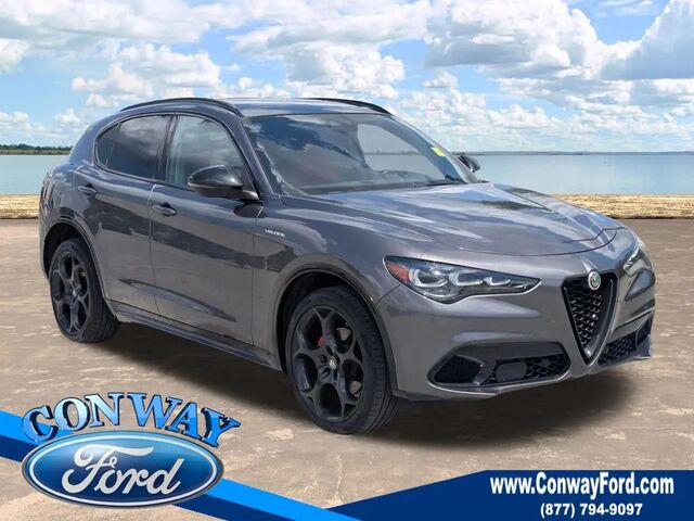 2024 Alfa Romeo Stelvio Ti