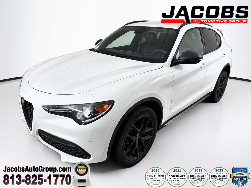 2019 Alfa Romeo Stelvio Ti Sport — photo 1 of 13