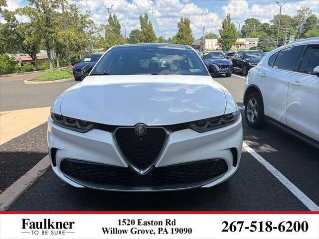 2024 Alfa Romeo Tonale Hybrid Ti